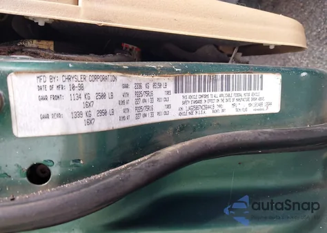 1999 Jeep Grand Cherokee Laredo z USA, uszkodzony, nr VIN 1J4G258S7XC564419